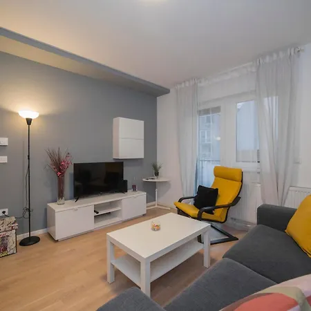 Apartment Dubrovnik With Parking Zagreb Exterior photo