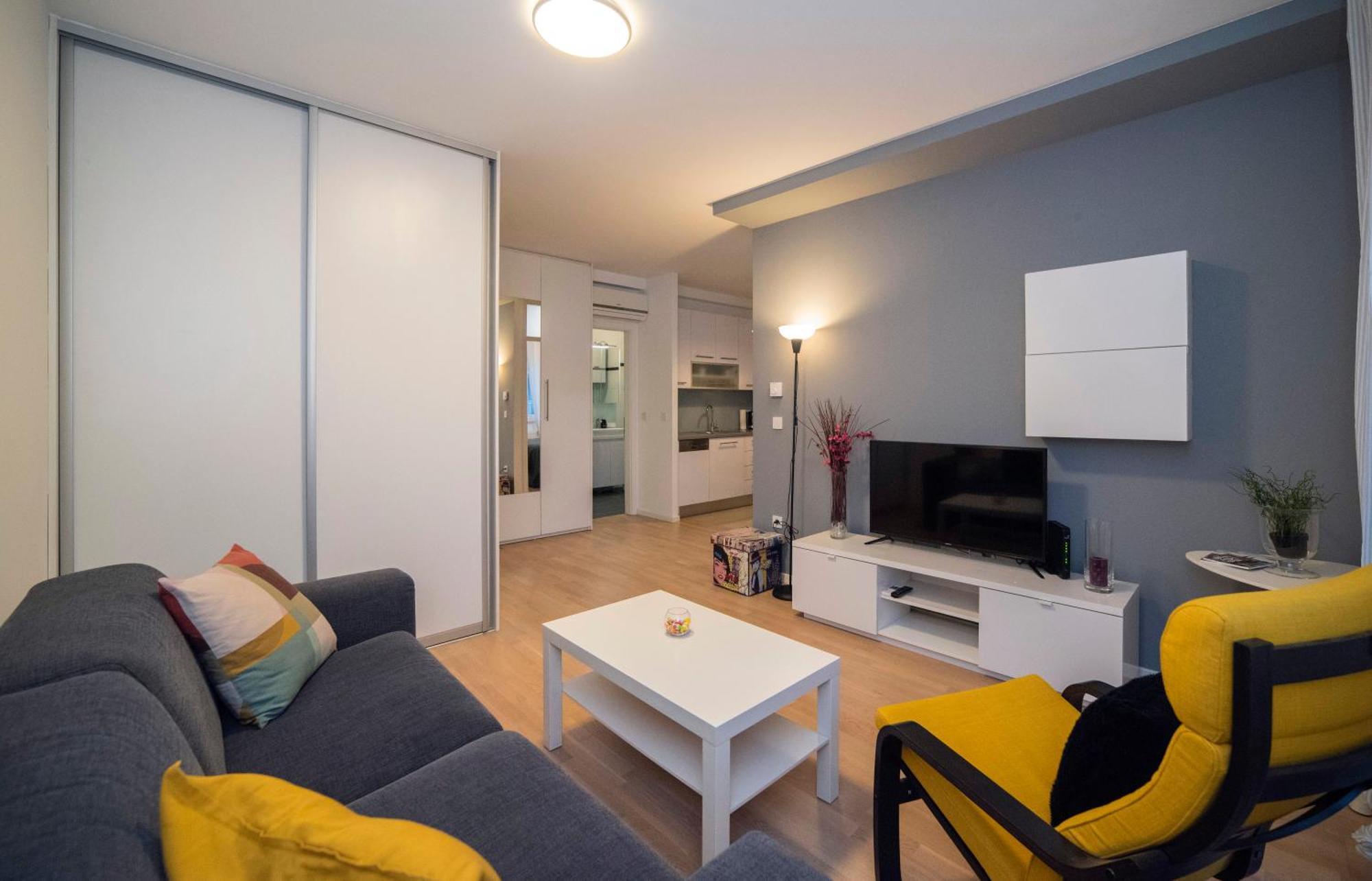Apartment Dubrovnik With Parking Zagreb