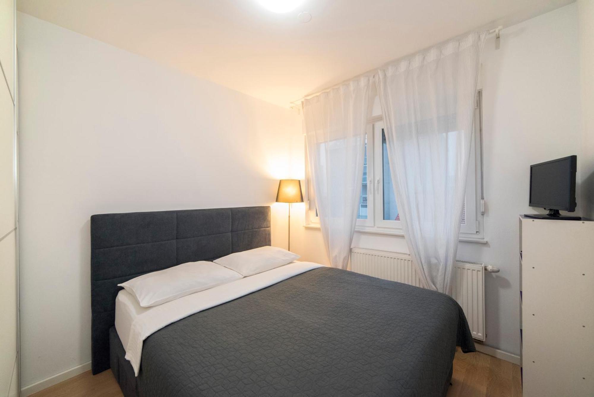 Dubrovnik With Parking Apartment Zagreb